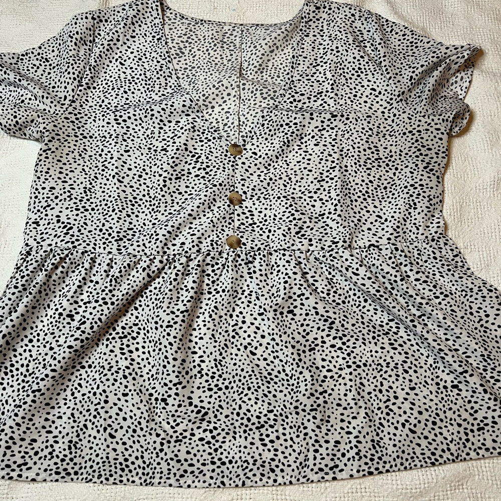 Spotted Black and White Women's Top